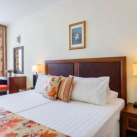 двуспален сънсет ризорт с фронтален изглед към море Apartman Pomorie